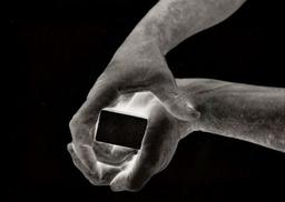 Géométrie dans les mains 6. 6 / Giuseppe Penone | Penone, Giuseppe. Artiste